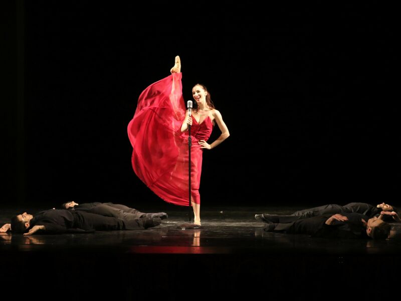 Danse italienne et chanson française ! Danse italienne et chanson française !